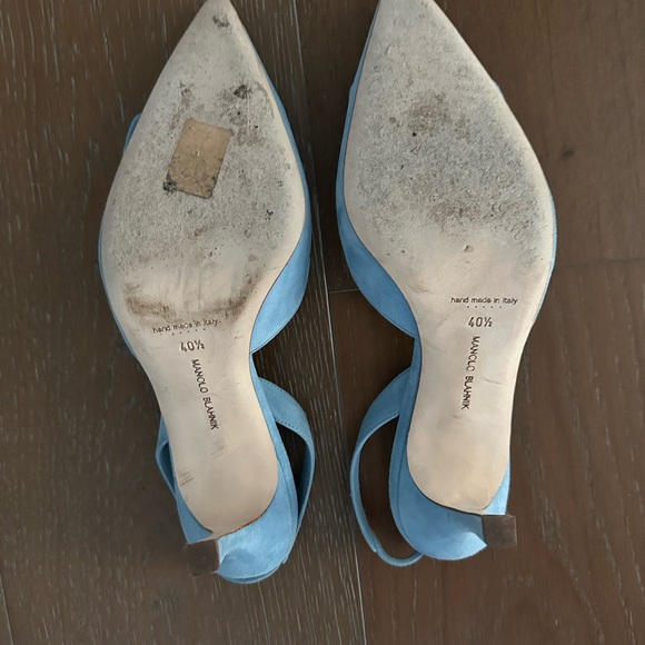 Manolo Blahnik Light Blue Suede Heels - Picture 11 of 12